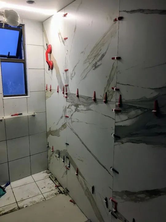 Pedreiro e azulegista disponível  