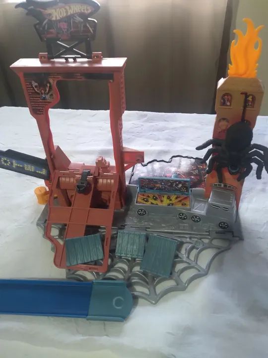 Pista Hot Weels Spider hotel - Foto 2