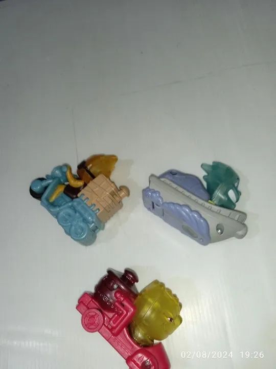 Personagens de Elementos da Disney. Kit com três peças. - Foto 5