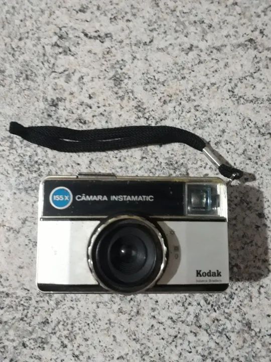 Câmera Instamatic Kodak ISS X