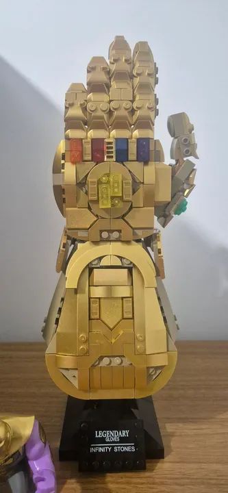 Bloco de Montar Manopla Thanos Luva Vingadores 590 pcs nova<br> - Foto 2