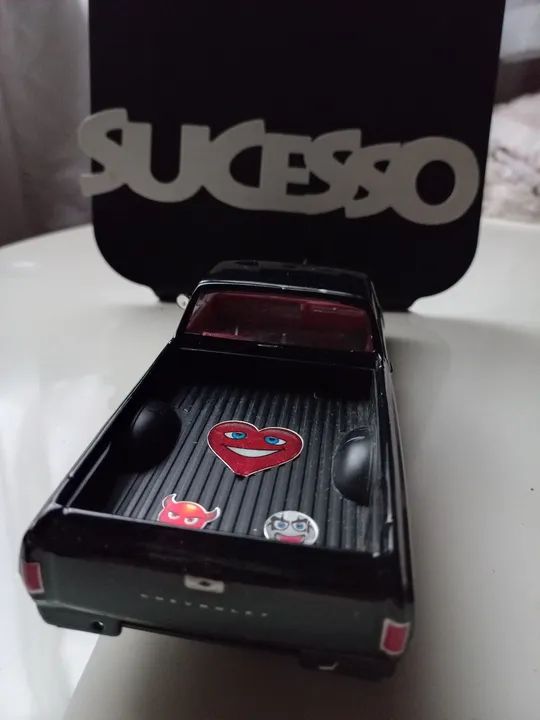 Carrinho de metal da maisto 1:25 1955 Chevrolet El Camino - Foto 2