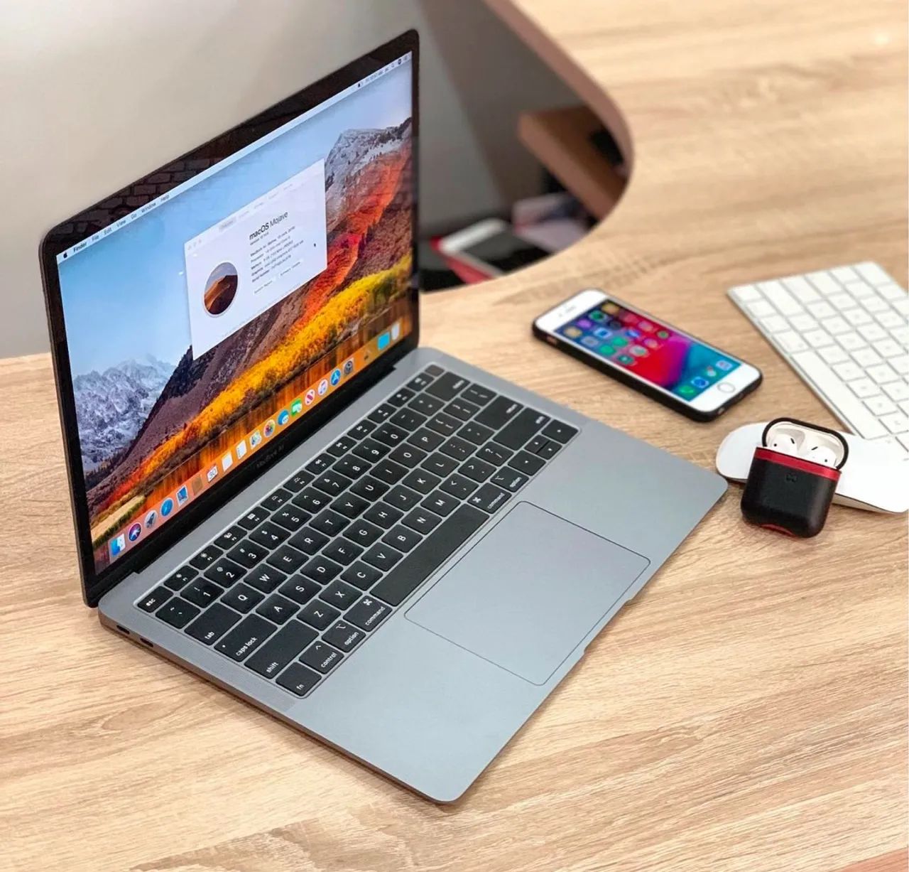 MacBook Air i5 - 8GB - 256 SSD 