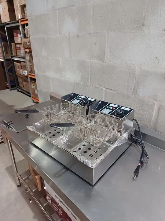 Fritadeira Elétrica Industrial 2 Cubas 10L 5L cada lado - Marcos  - Foto 3