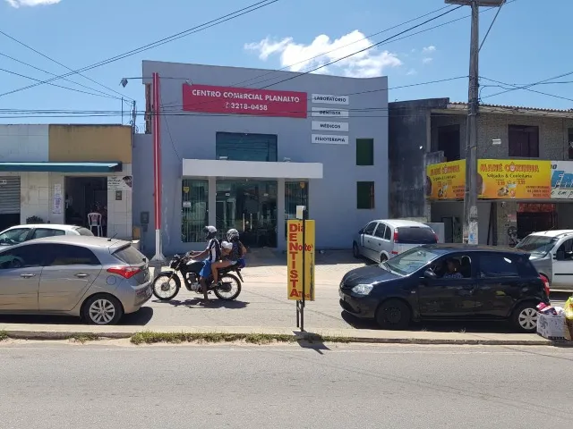 Aluguel de Pavimento Superior no Centro Comercial Planalto