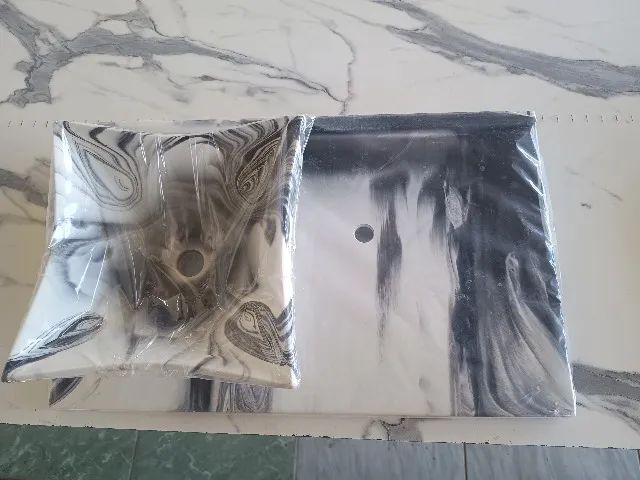 Pia de Cuba 29x29 e Bancada 37x60 no mármore sintético para banheiro - Foto 2