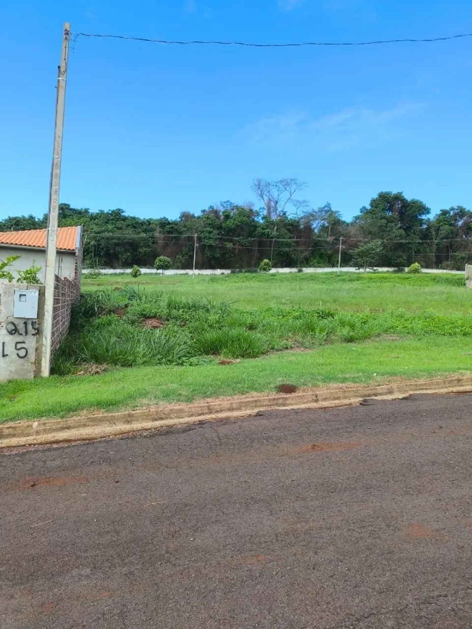 Imóvel. Lote de Terras  600,00 m2 Condomínio 