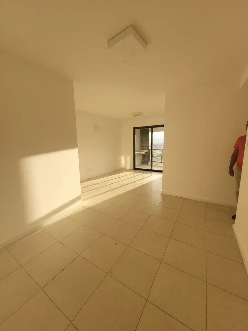 Alugo Apartamento 3/4 sendo 1 suite - Condomínio Star 