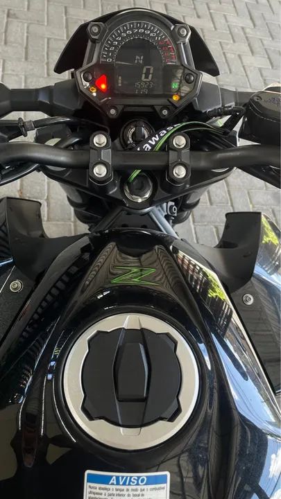 Kawasaki z 400 2022 extra 
