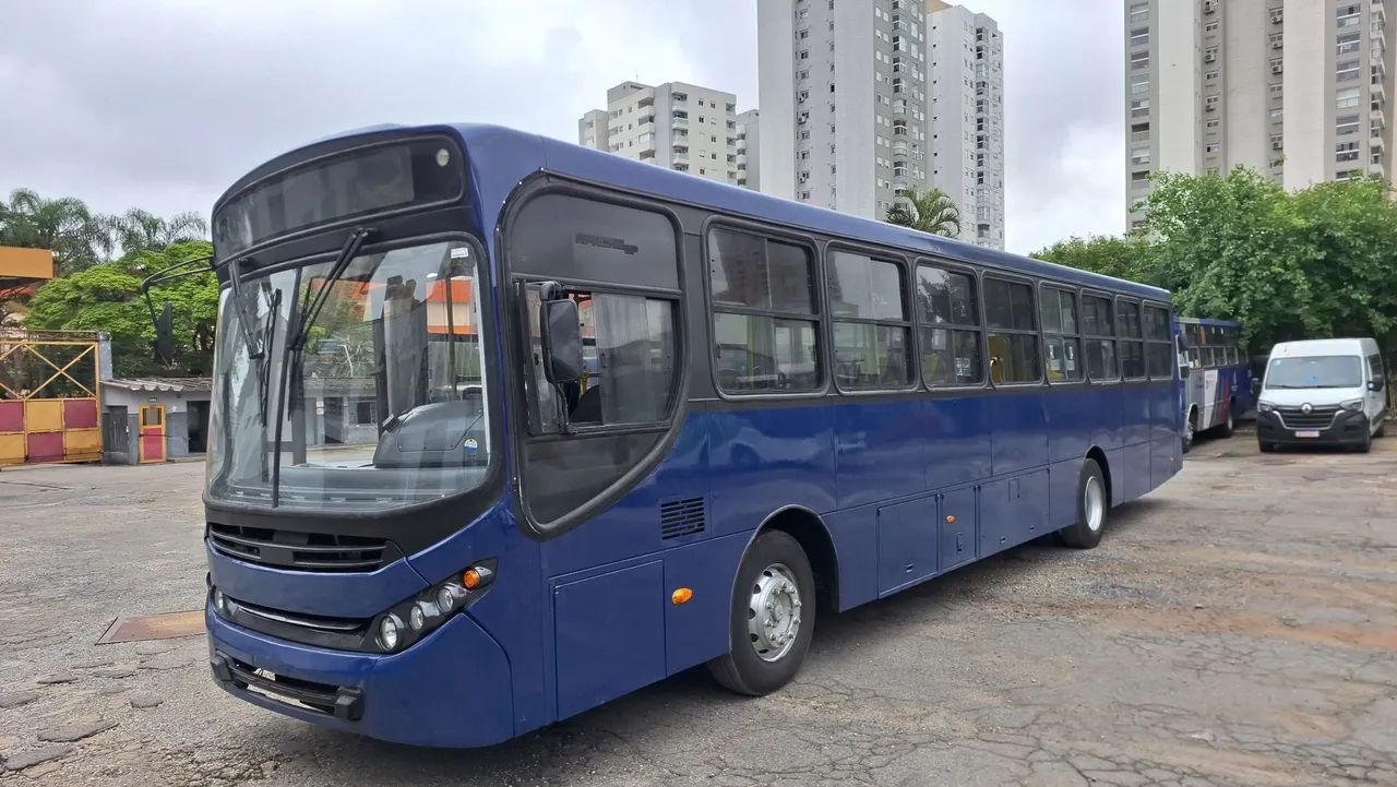 Onibus urbano 2013 mercedes - Foto 2
