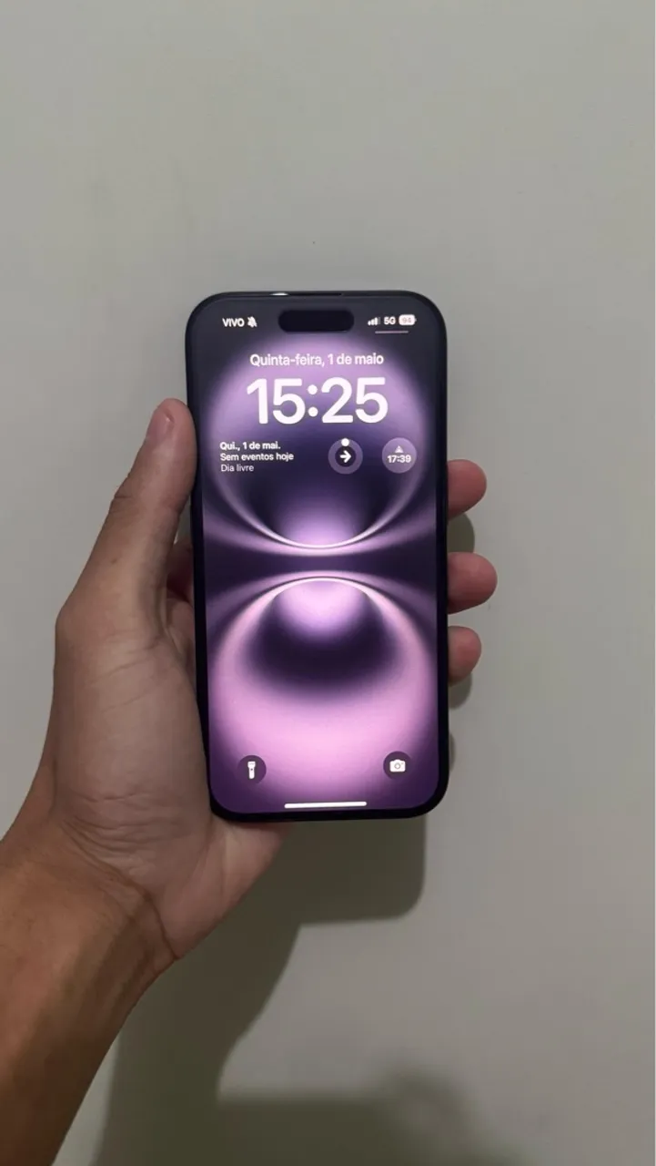iPhone 16 512GB