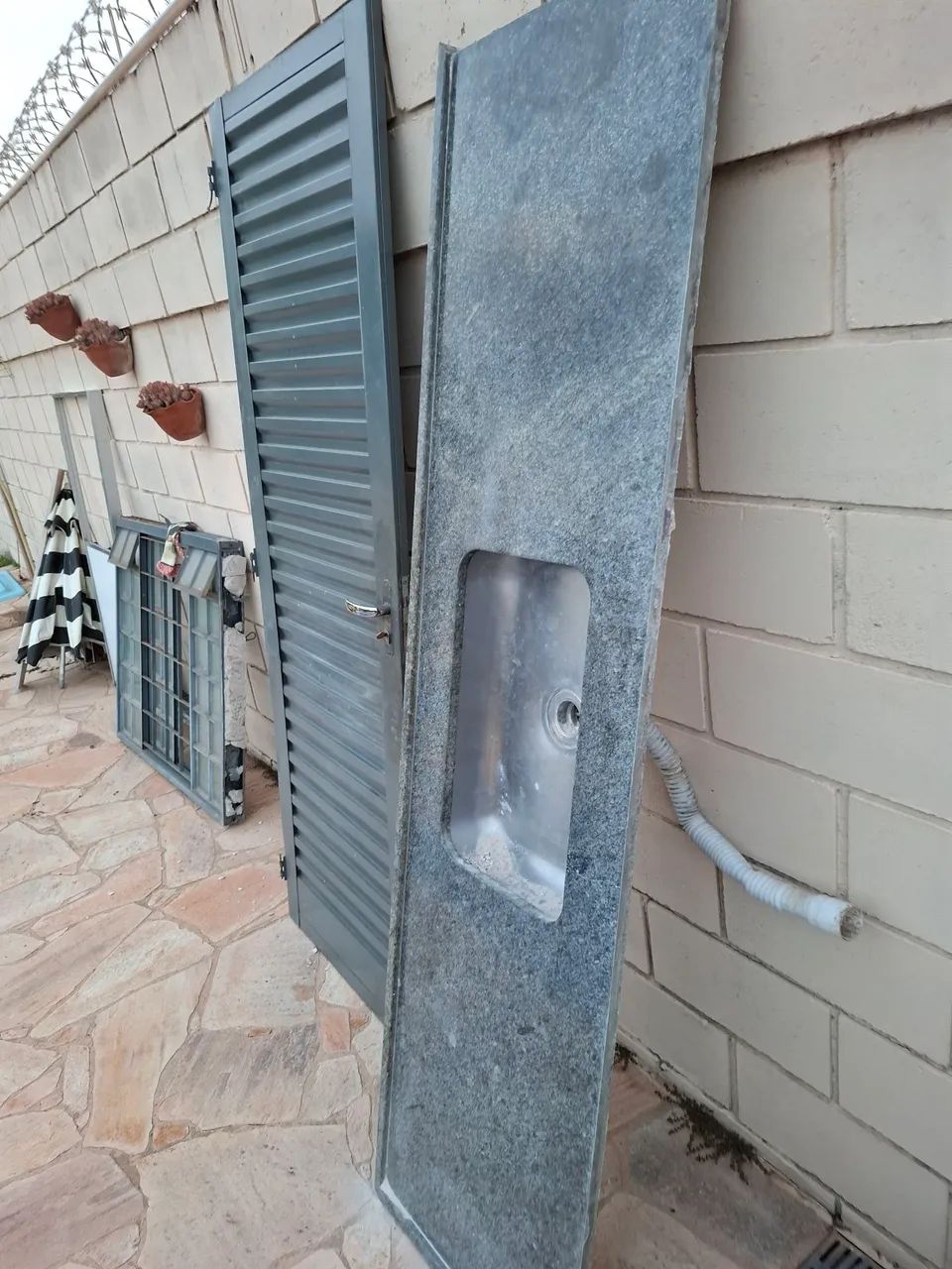 PIA DE GRANITO COM CUBA DE INOX  - Foto 4