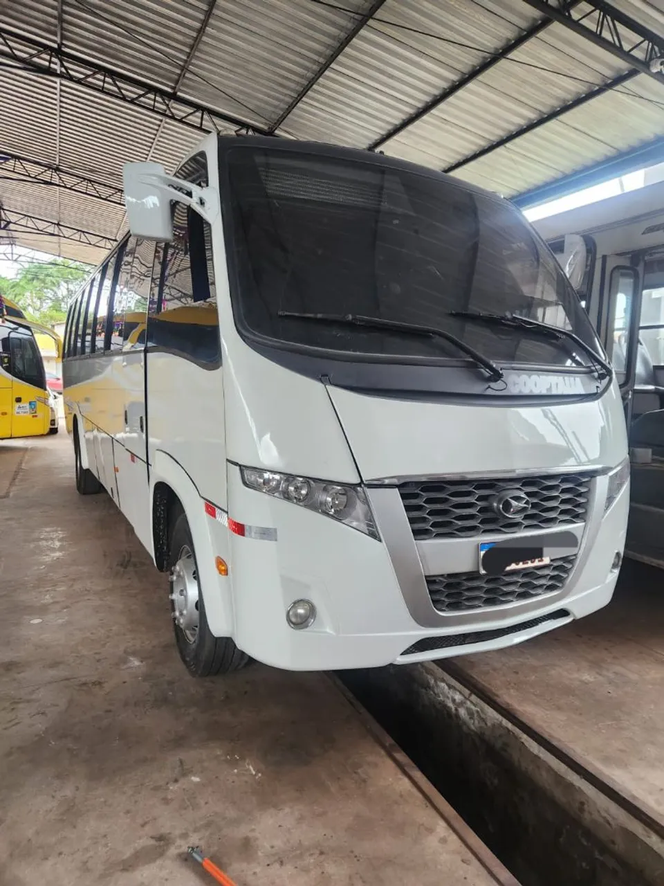 VENDO MICRO ÔNIBUS, VOLARE WL ANO 2015