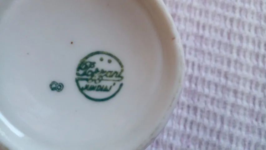 Leiteira Porcelana Pozzani / Antiguidade usada em muito bom estado - Foto 2