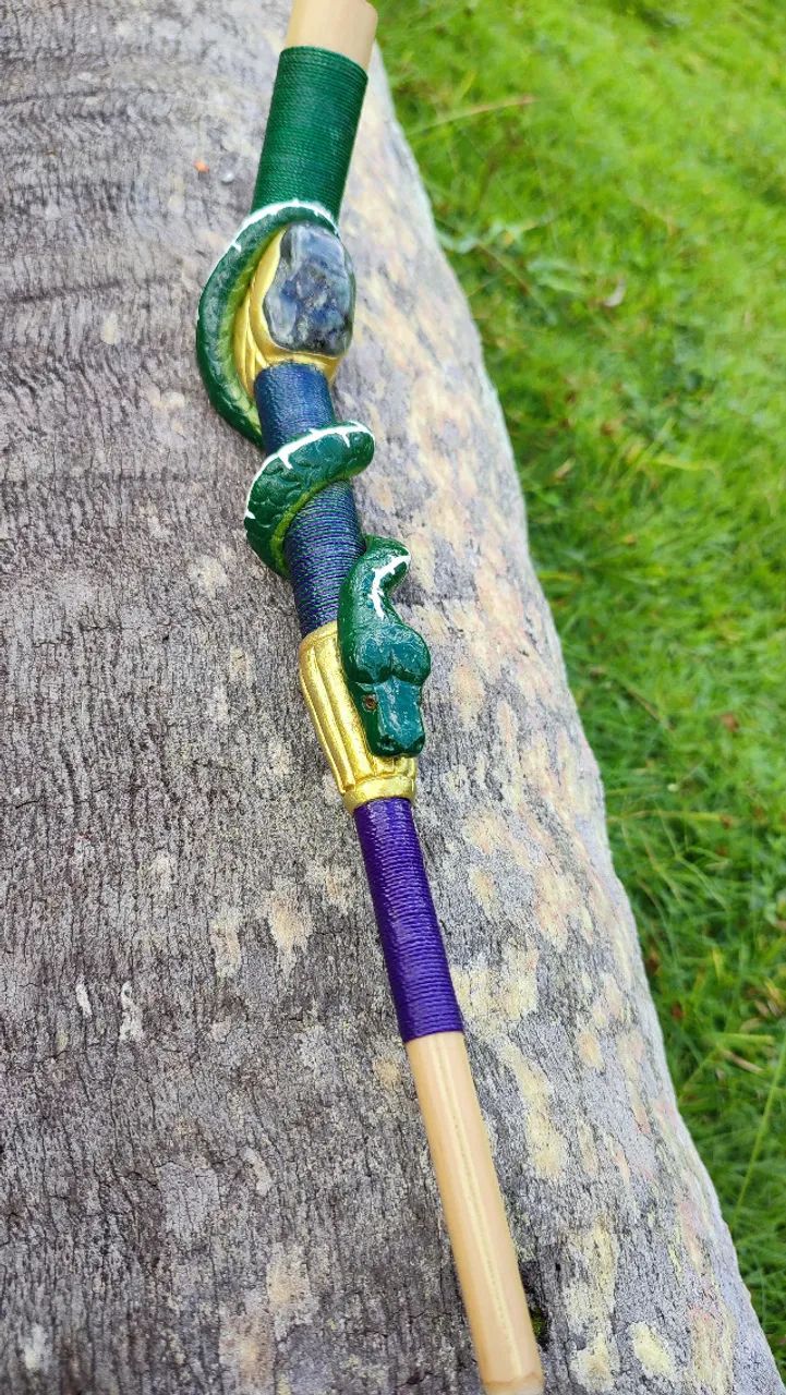 Tepi Aplicador Rapé Jiboia Branca Com Pedra Esmeralda - Jiboia Verde - Foto 2