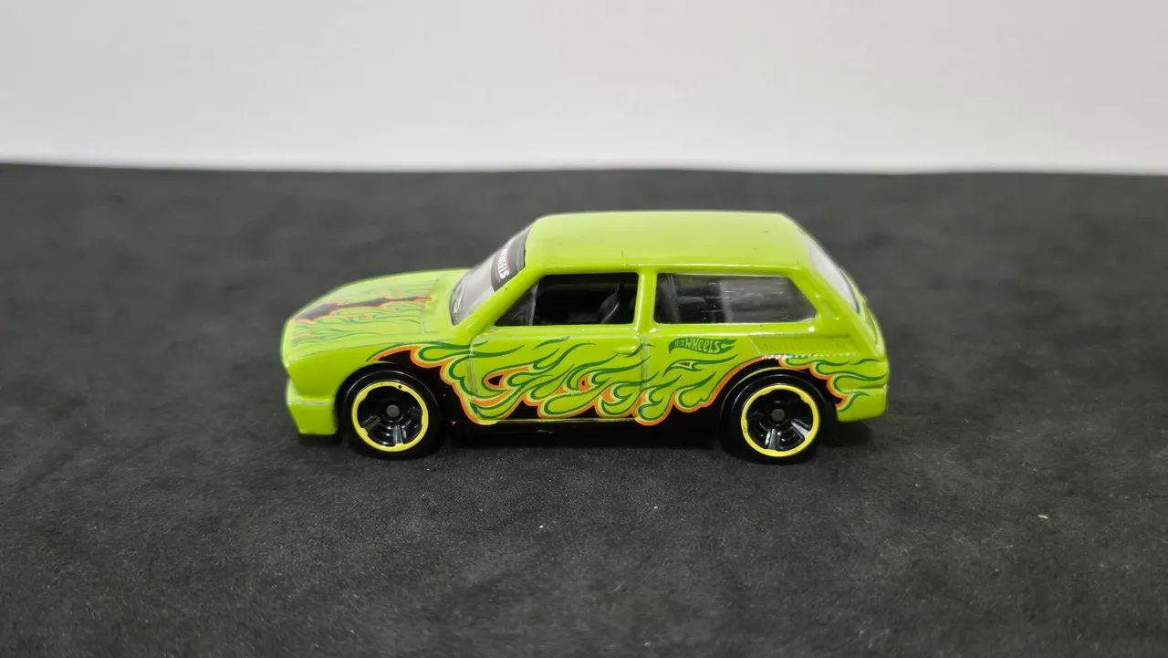 02 Hot Wheels Volkswagen Brasilia Exclusivo Walmart EUA  - Foto 5