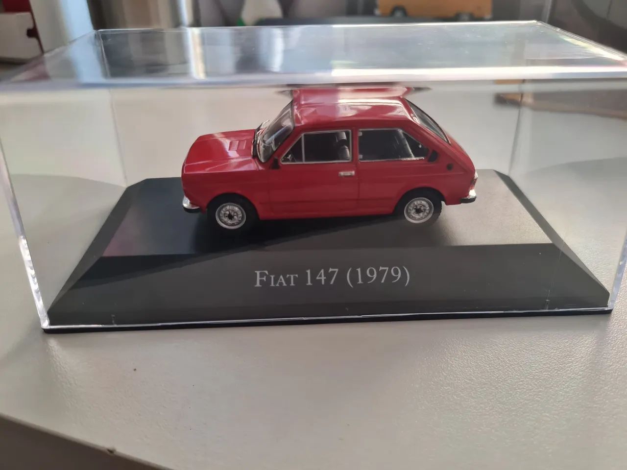 Miniatura Fiat 147 - Escala 1:43