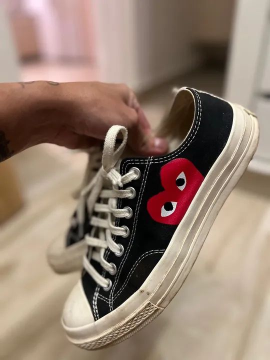 Converse All Star Preto com Coração Vermelho - Foto 3