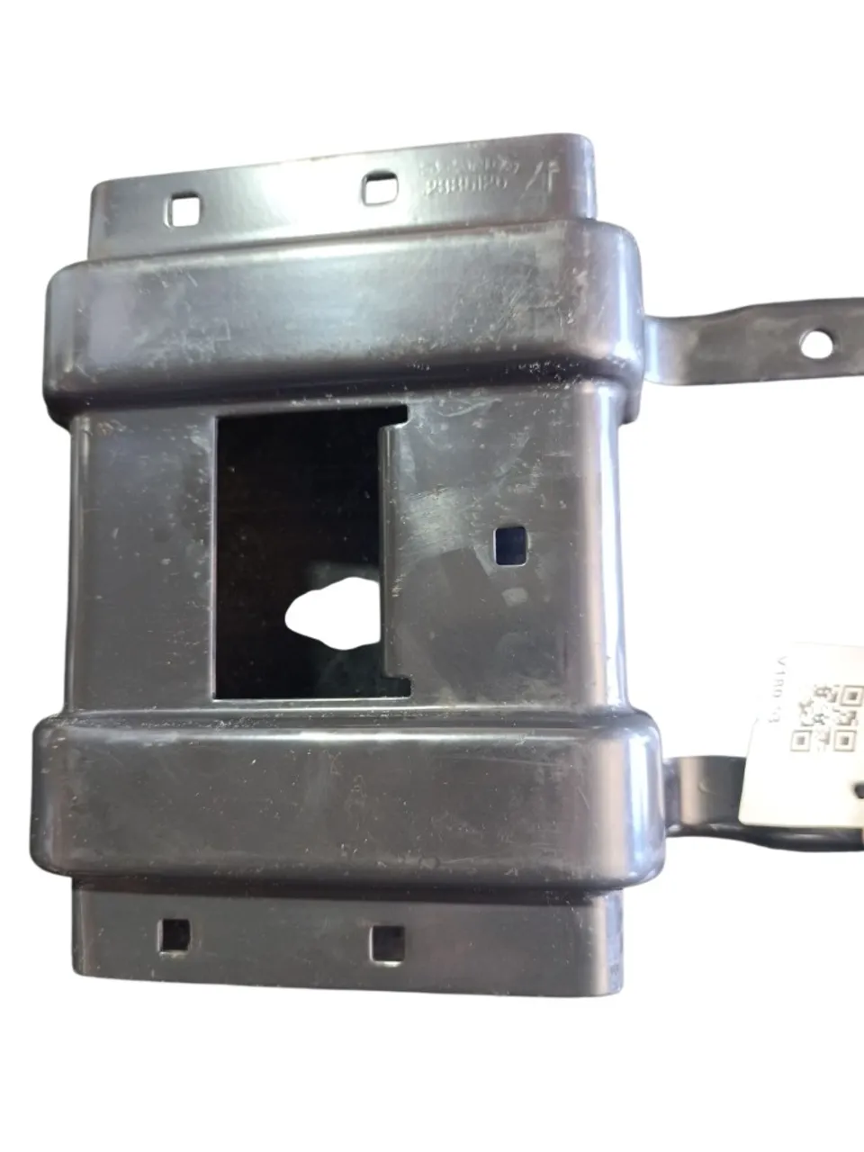 Suporte chicote motor Scania Ntg Dc13 2227881 - Peças para ônibus