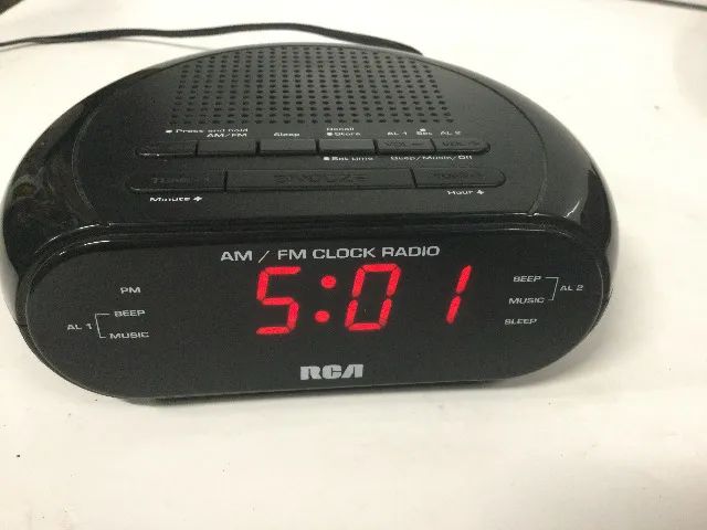 radio relogio com fm