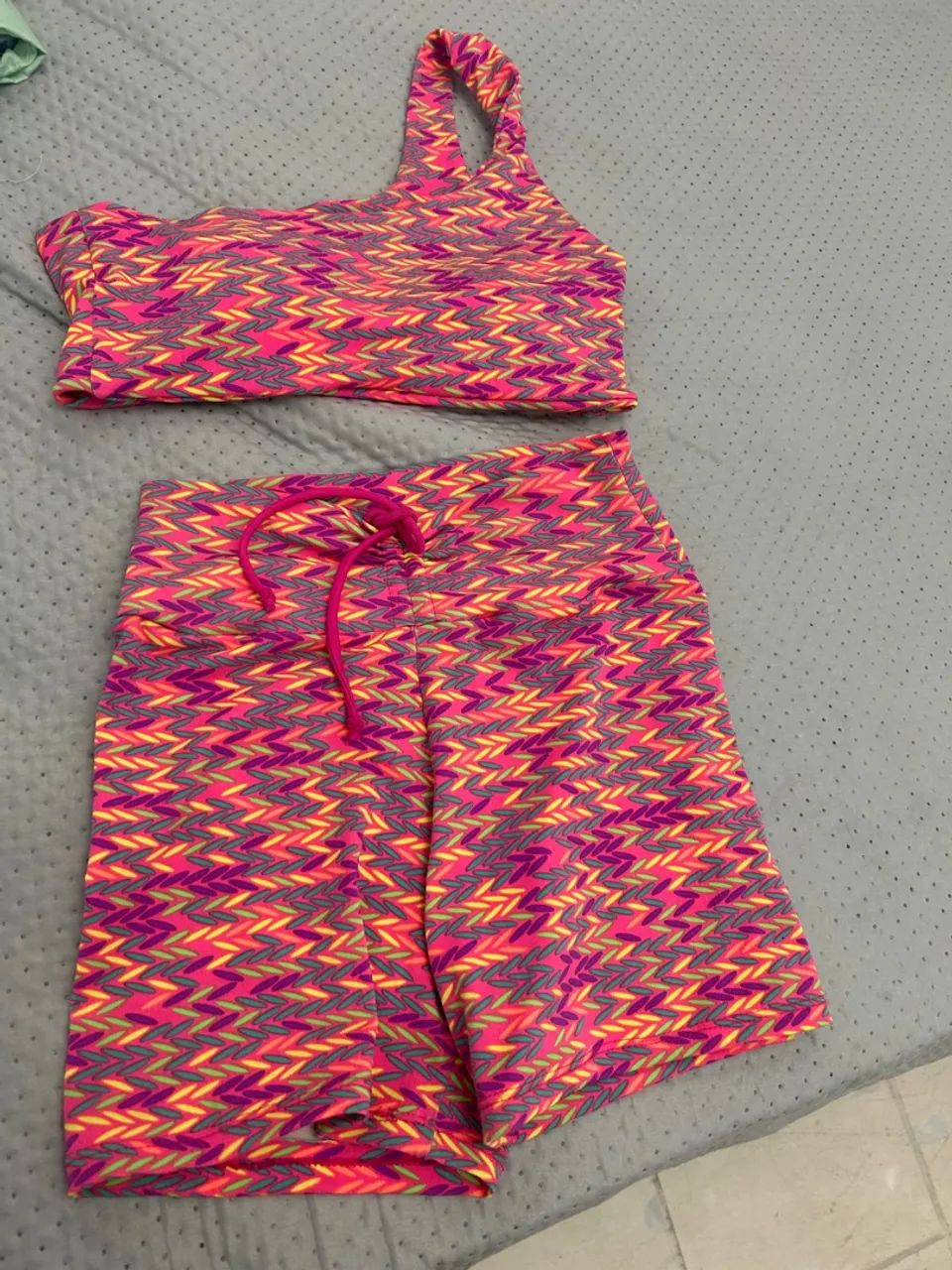 Conjunto de academia (Top + short) - Foto 5