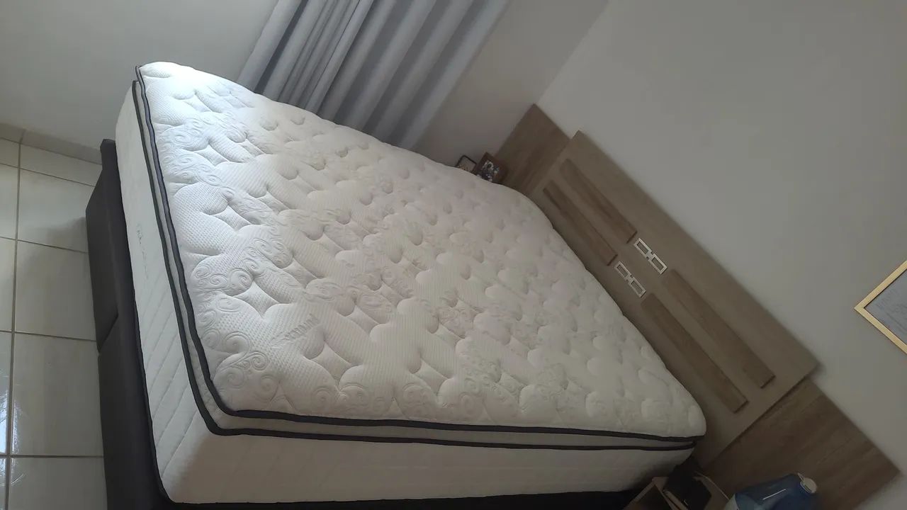 Cabeceira Cama de casal queen em madeira com 2 criados  - Foto 3