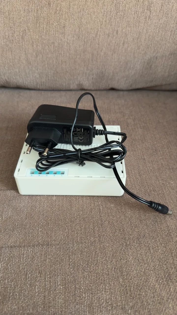 Mikrotik Rb750gr3 - Foto 3