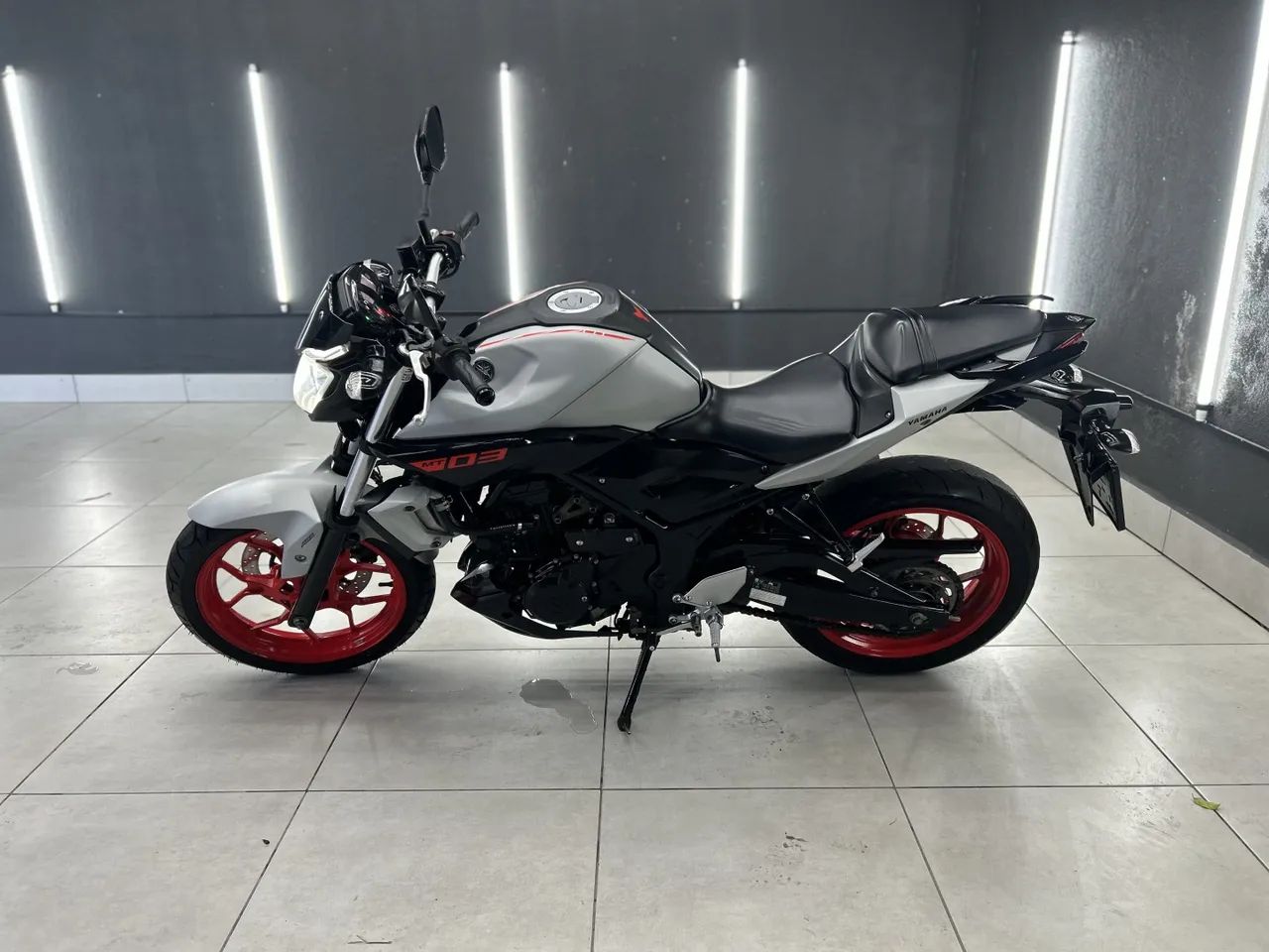 Yamaha Mt-03 abs 2020 - Foto 5