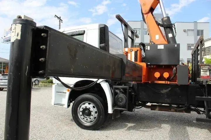 Vw 24250 6x2 - 2012 Munck Argos 50T - Foto 7