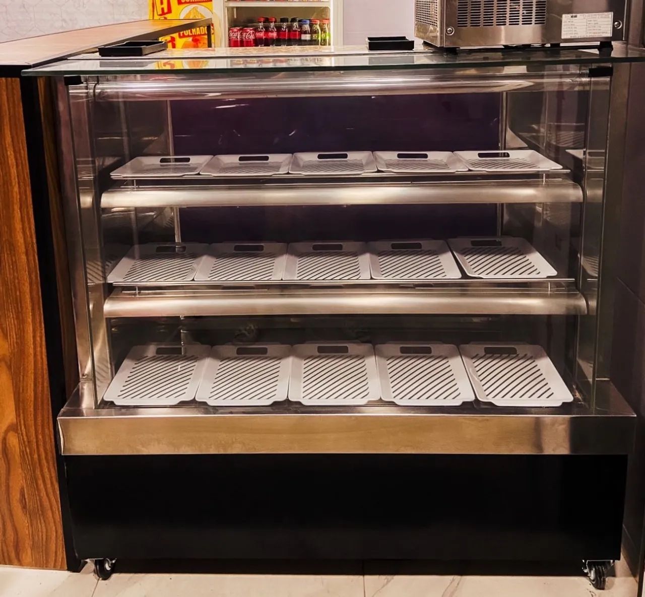 Vitrine Expositora QUENTE  - Foto 2