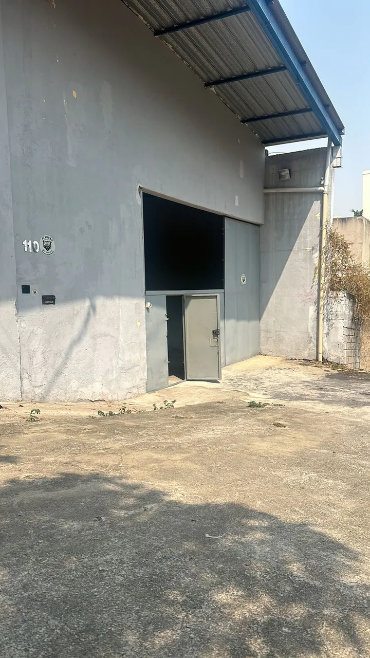 Imóvel para venda possui 400 metros quadrados em Jardim Alvorada - Belo Horizonte - MG