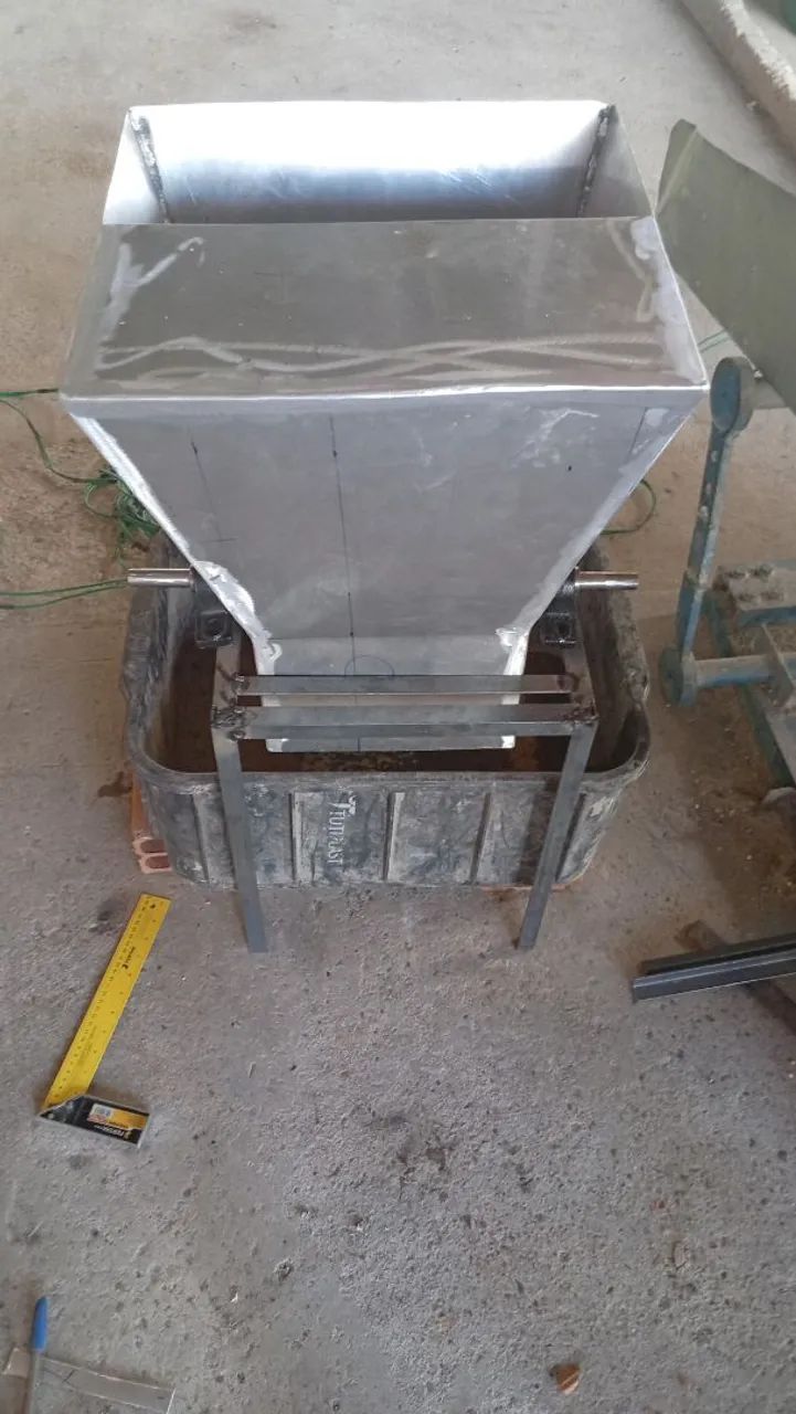 Moinho de grãos artesanal - Foto 3