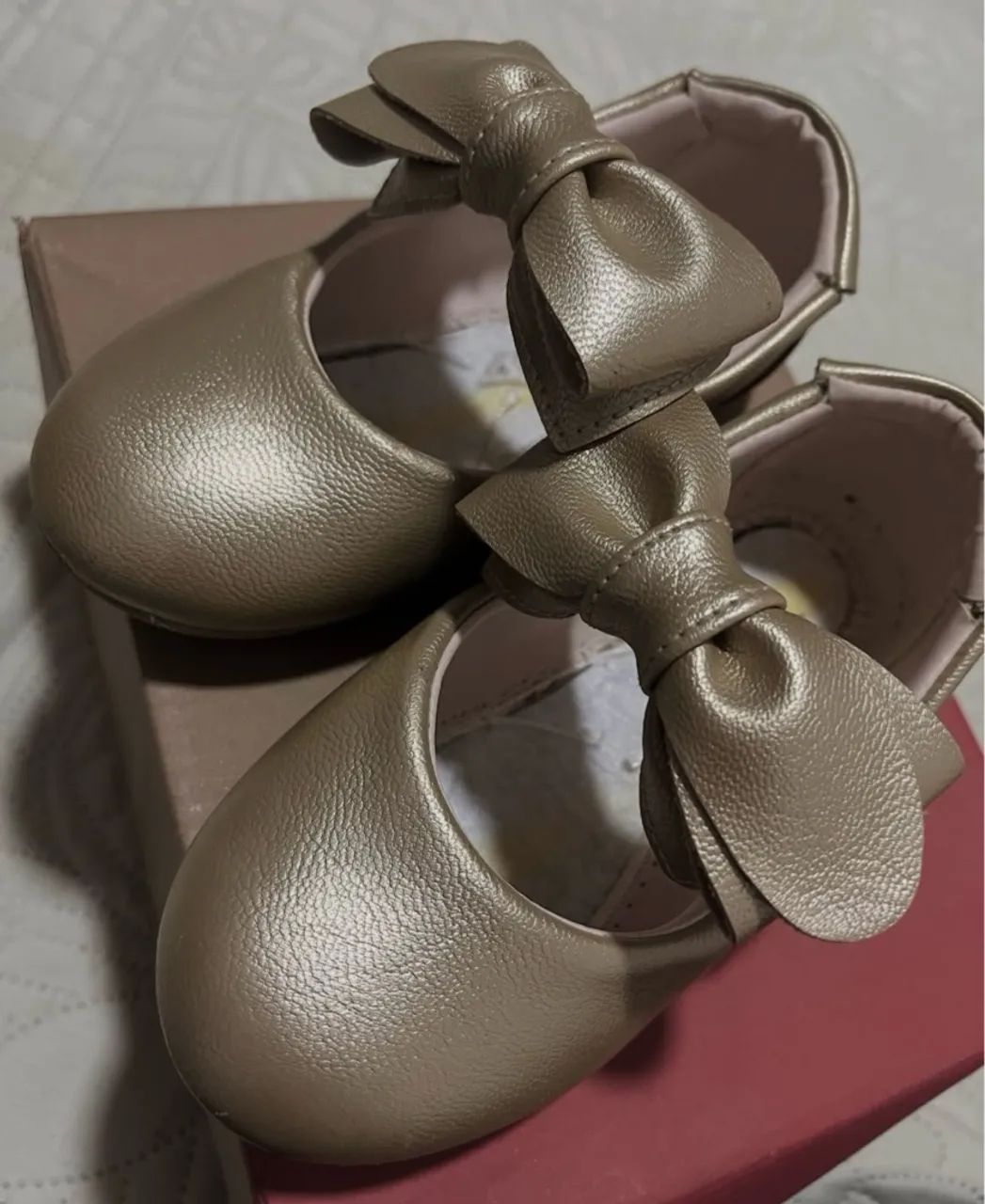 Sapatilha Dourada Bebê - Xua Xua - Foto 2