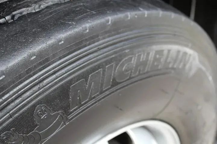 Vw 24250 6x2 - 2012 Munck Argos 50T - Foto 13