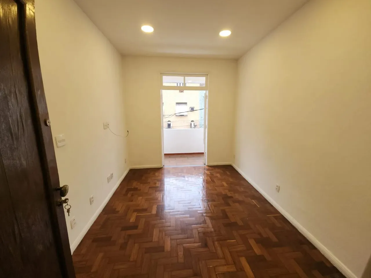 Imóvel para aluguel tem 65 metros quadrados com 2 quartos em Botafogo - Rio de Janeiro - R