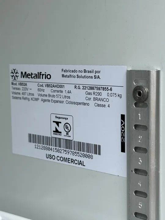 Vendo geladeira expositora metalfrio semi nova - Foto 2