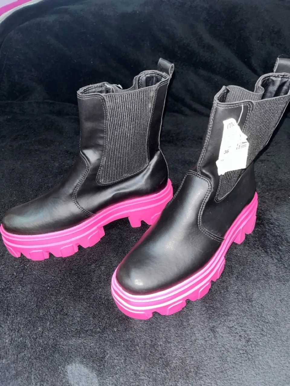Bota Coturno Preta com Sola Pink - 36 - Foto 2