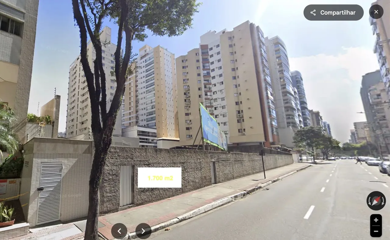 Imóvel para venda tem 1700 metros quadrados em Itapuã - Vila Velha - ES