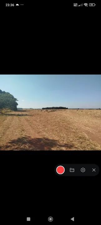 Fazenda Arrendamento 4.100hect Reg. Chapadão do sul MS. <br>Chapadão do Sul<br>· Argila 18/25 - Foto 4