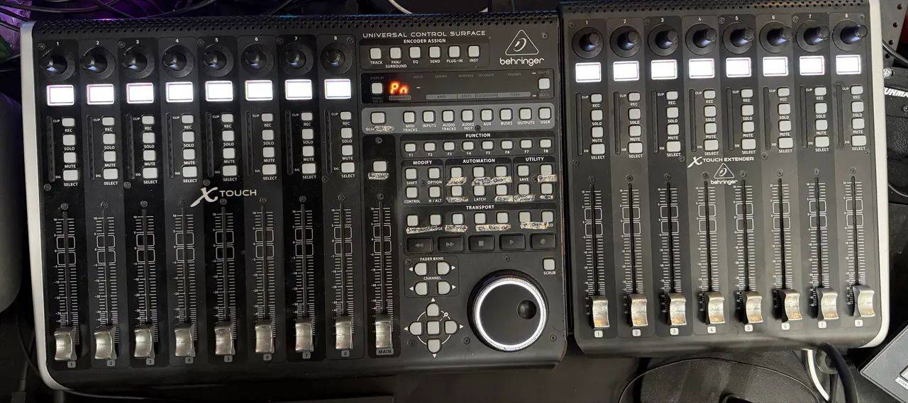 Behringer Xtouch + extender  - Foto 2