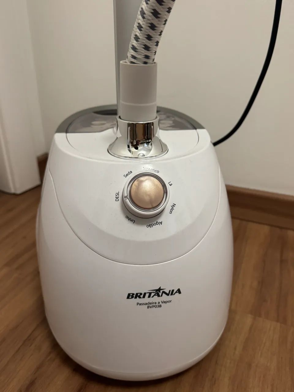 Passadeira a vapor Britânia 220w 