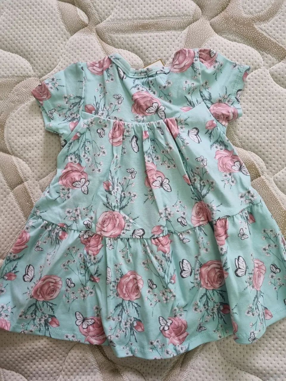 2 vestidos Milon 3 a 6 meses,  tamanho M. Novos com etiqueta - Foto 2