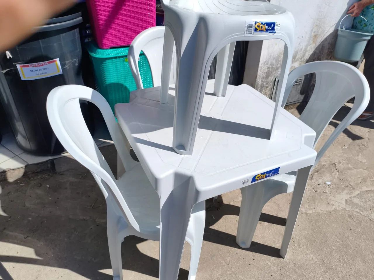 Conjunto de mesa 4 lugares 