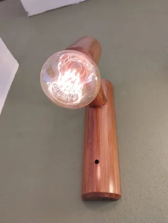 Luminária de Parede em Madeira - Foto 4