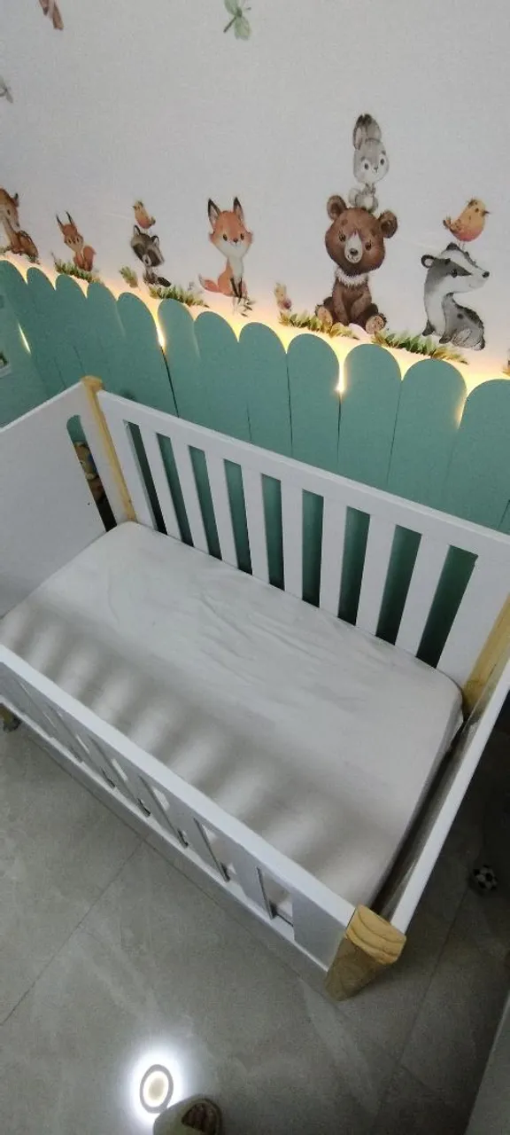 Berço de Bebê Branco com colchão ortobom