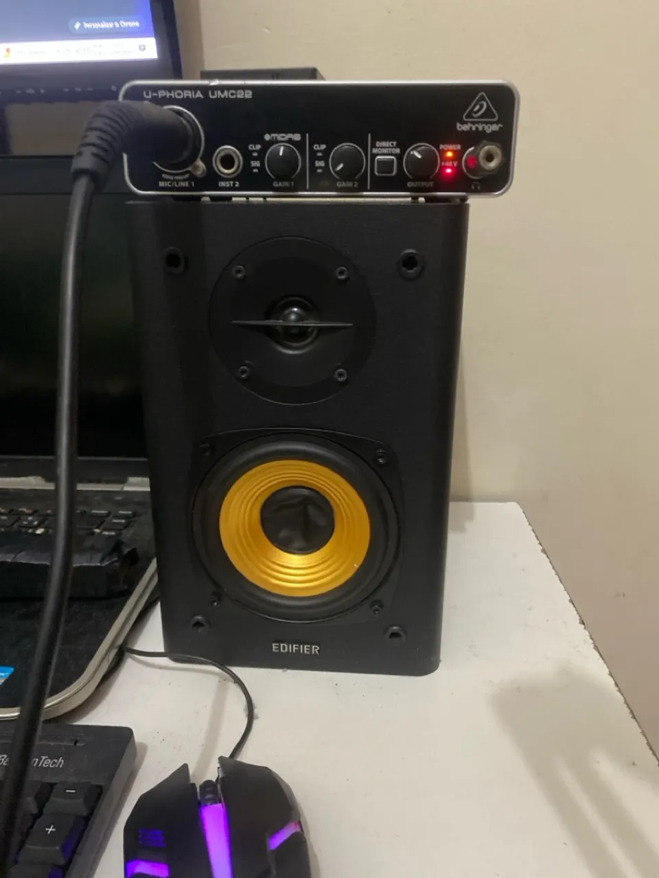 Monitor de áudio Edifier R1000