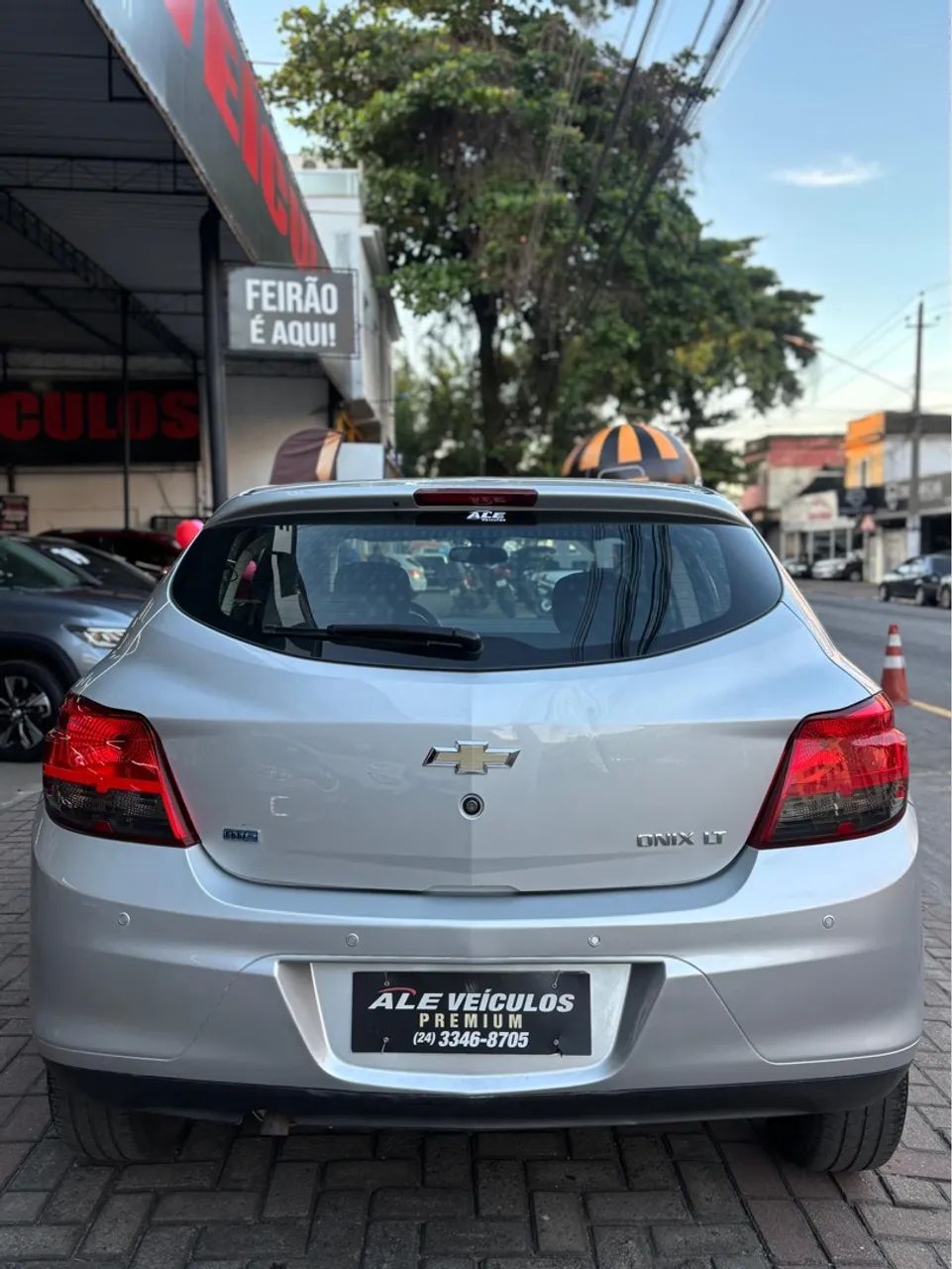 CHEVROLET ONIX 2014 LT 1.4 AUTOMÁTICO  - Foto 4
