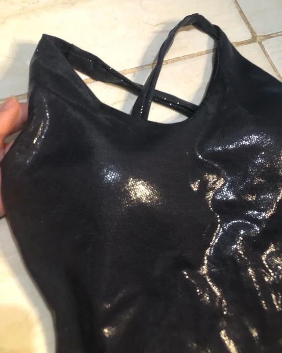 Body Preto purpurinado