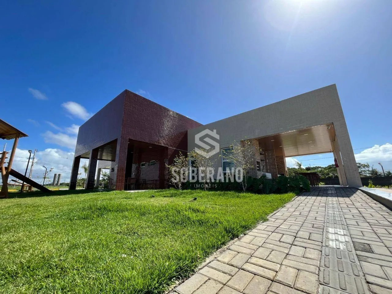 Lote à venda em Condomínio fechado, 233 m² por R$ 291.250,00 - João Pessoa