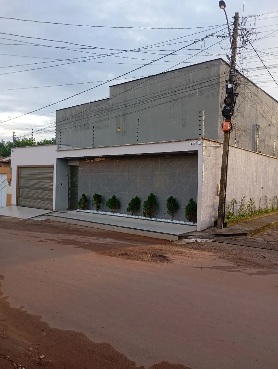 Casa próximo o Matheus na travessa dos Moraes ampla e confortáv